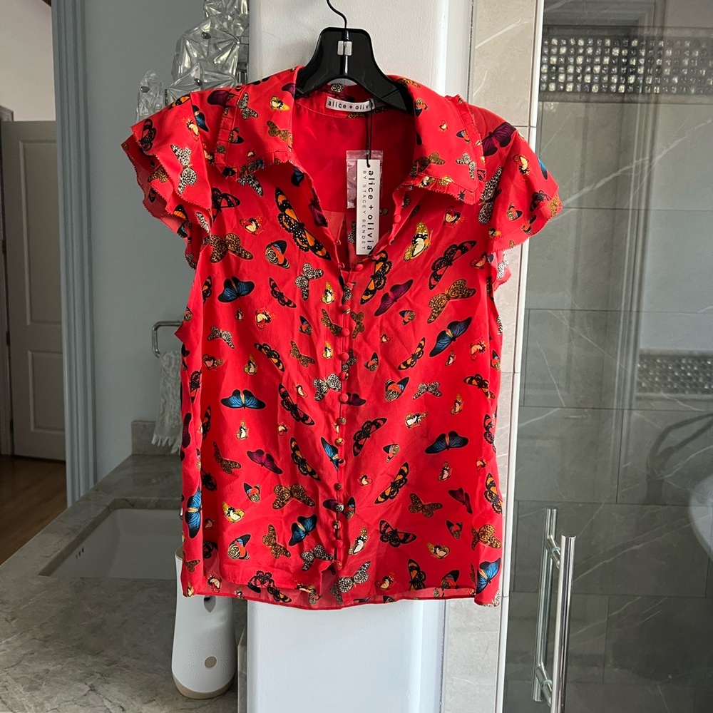 Alice + Olivia Martel Flutter Sleeve Blouse Poppy - Picture 6 of 13